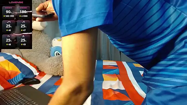 harrytwink18 online show from April 2026 08:54:01 PM