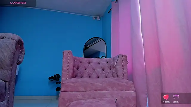 IsabellaBromsS online show from December 2025 03:55:01 PM