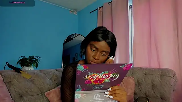 IsabellaBromsS online show from March 2026 09:35:02 PM