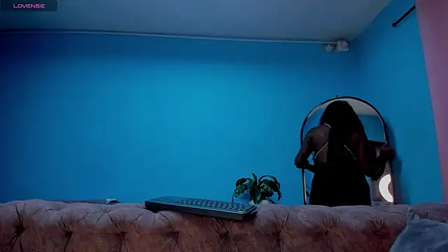 IsabellaBromsS online show from January 2026 10:13:02 PM