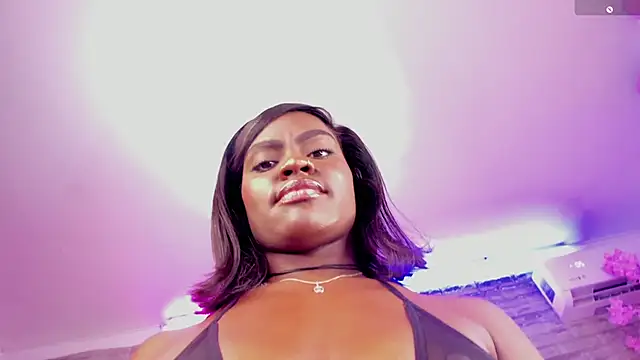 Snapshot of IsabellaBromsS chatting on March 2025 12:40:02 AM IsabellaBromsS online show from March 2025 12:40:02 AM