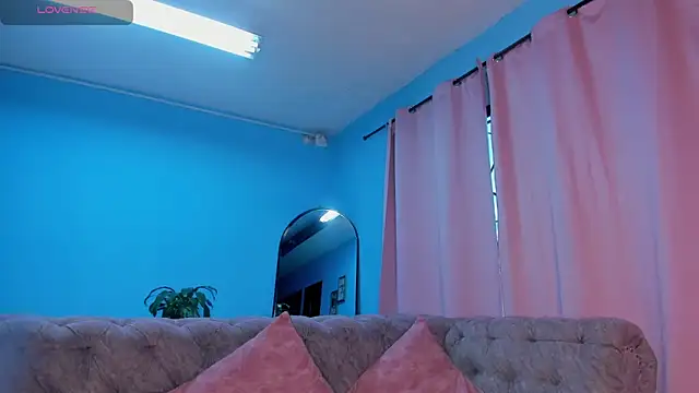 IsabellaBromsS online show from March 2026 11:08:01 PM