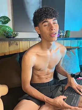 andrewortix online show from April 2026 05:58:02 AM