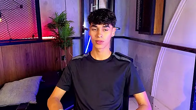 andrewortix online show from March 2026 04:50:02 AM