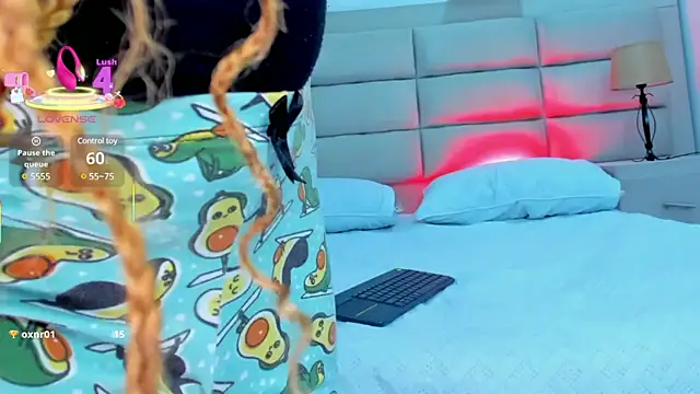 Snapshot of TifannyTaylor_ chatting on March 2025 09:01:02 AM TifannyTaylor  online show from March 2025 09:01:02 AM