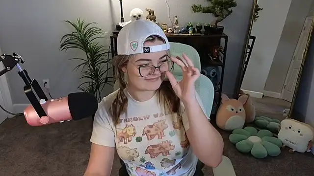 Snapshot of rodeobrii chatting on November 2025 04:02:02 AM rodeobrii online show from November 2025 04:02:02 AM