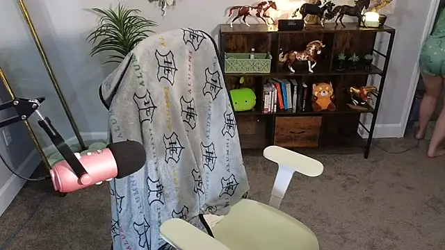 Snapshot of rodeobrii chatting on November 2025 03:32:01 AM rodeobrii online show from November 2025 03:32:01 AM