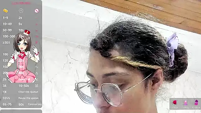 Snapshot of Hanna_Corne chatting on December 2024 05:48:01 PM Hanna Corne online show from December 2024 05:48:01 PM