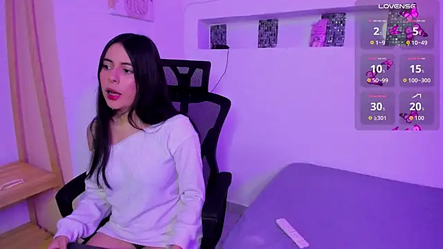 Snapshot of little_isabela1 chatting on March 2026 10:45:01 PM little isabela1 online show from March 2026 10:45:01 PM