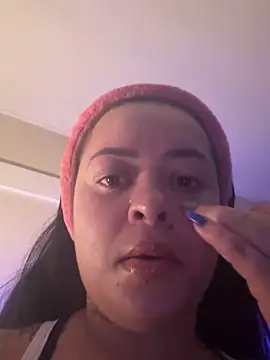 Snapshot of DhaTruth chatting on December 2024 07:55:01 PM DhaTruth online show from December 2024 07:55:01 PM