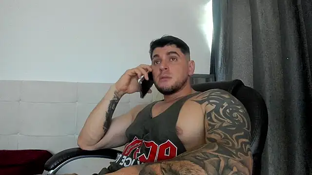 Teilor Creed online show from November 2025 08:02:02 PM