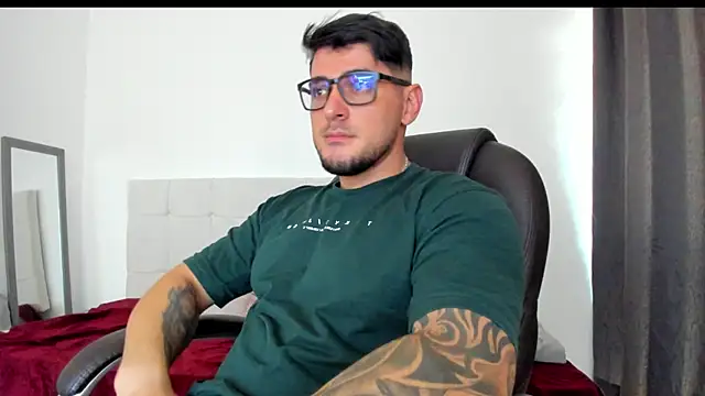 Teilor Creed online show from November 2025 08:29:01 PM