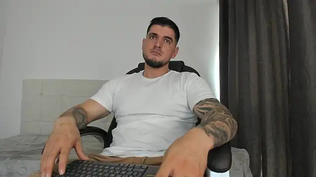 Teilor Creed online show from November 2025 07:47:01 PM