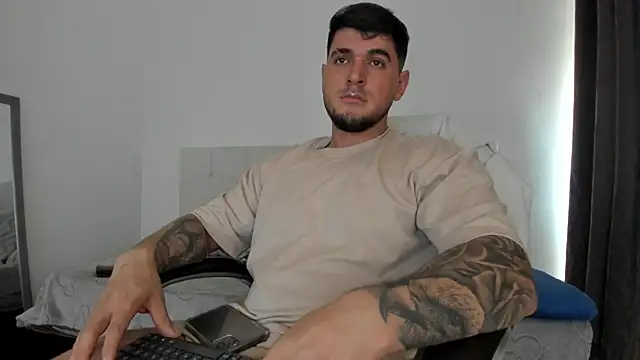 Teilor Creed online show from November 2025 07:36:01 PM