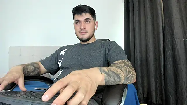 Teilor Creed online show from December 2025 06:56:01 PM