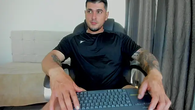 Teilor Creed online show from April 2026 07:54:01 PM