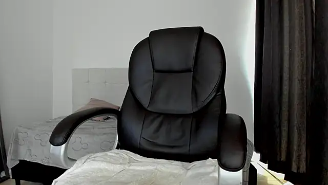 Teilor Creed online show from November 2025 06:52:01 PM