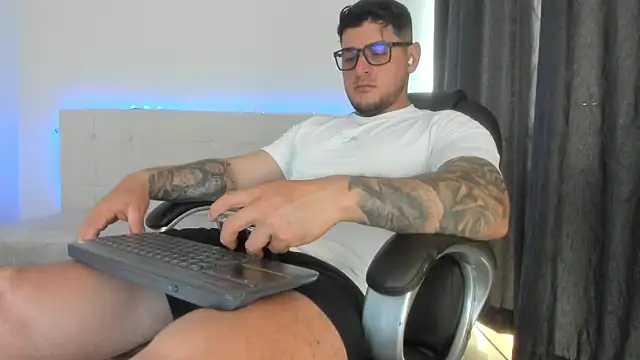 Teilor Creed online show from March 2026 07:25:02 PM