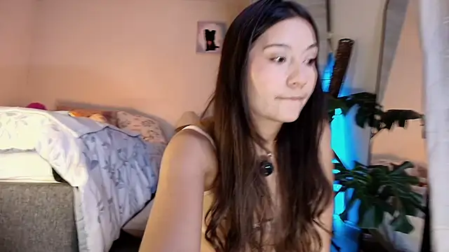 HelennaMoon  online show from May 2026 11:32:02 PM