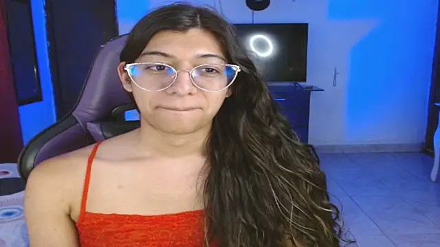 engielphoenis14 online show from April 2026 09:51:02 PM