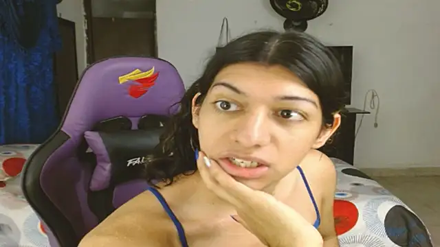 engielphoenis14 online show from March 2025 11:22:01 PM