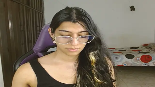 engielphoenis14 online show from September 2025 09:44:02 PM
