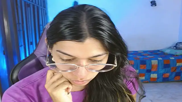 engielphoenis14 online show from November 2025 02:48:01 AM