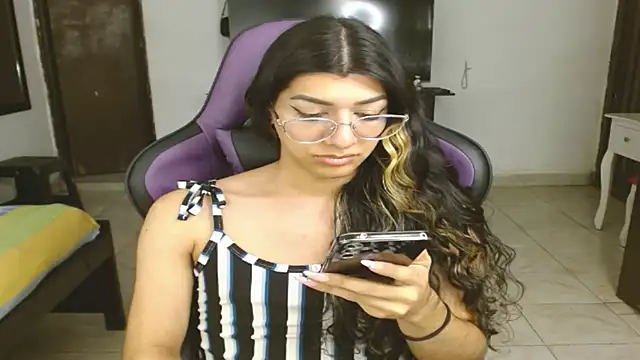 engielphoenis14 online show from February 2025 07:13:02 AM