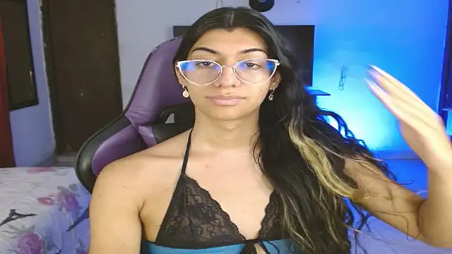 engielphoenis14 online show from December 2025 09:03:02 PM