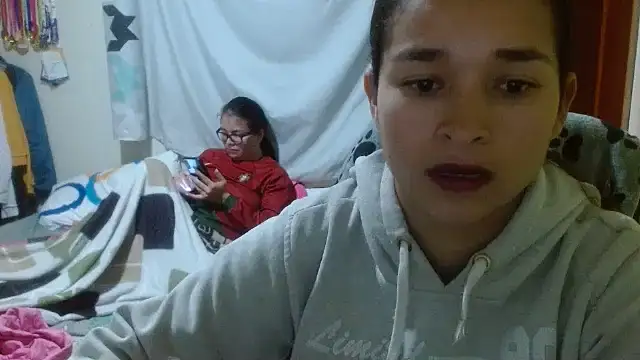Snapshot of clayre_and_jill chatting on October 2025 05:59:01 PM clayre and jill online show from October 2025 05:59:01 PM