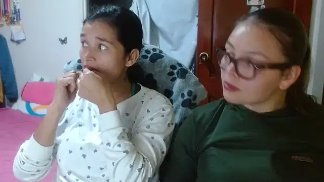 Snapshot of clayre_and_jill chatting on October 2025 02:21:01 AM clayre and jill online show from October 2025 02:21:01 AM