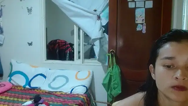 Snapshot of clayre_and_jill chatting on November 2025 05:33:01 AM clayre and jill online show from November 2025 05:33:01 AM