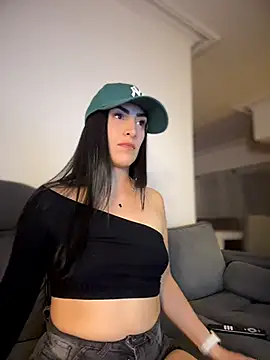 alessandra-a online show from April 2026 02:40:02 AM