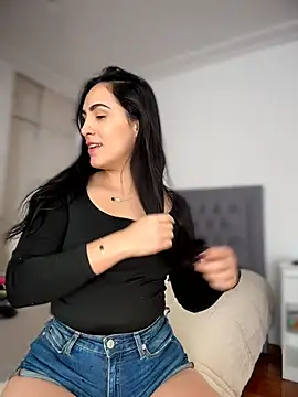 alessandra-a online show from April 2026 12:57:01 PM