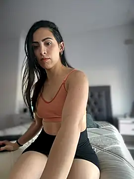 alessandra-a online show from October 2025 09:16:01 PM
