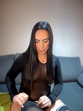 alessandra-a online show from May 2026 10:35:02 PM
