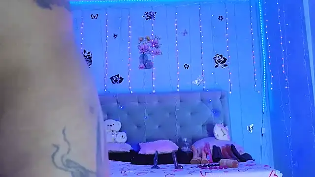 Snapshot of gabbiefoxthx chatting on February 2025 12:09:01 AM gabbiefoxthx online show from February 2025 12:09:01 AM