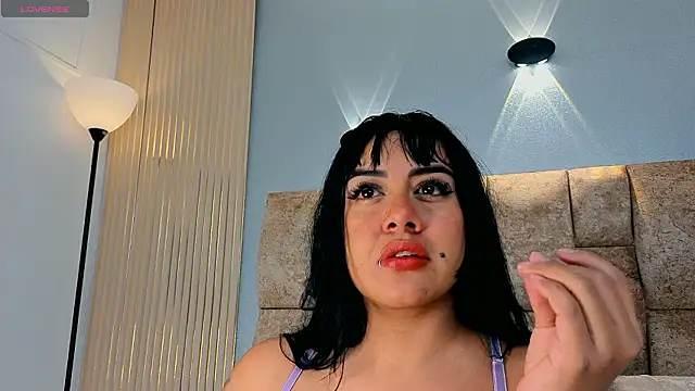 amatista  smith online show from March 2026 01:03:01 PM