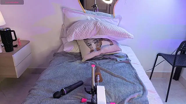 amatista  smith online show from January 2026 08:29:01 PM