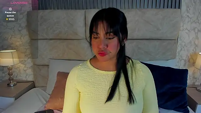 amatista  smith online show from November 2025 08:41:02 PM