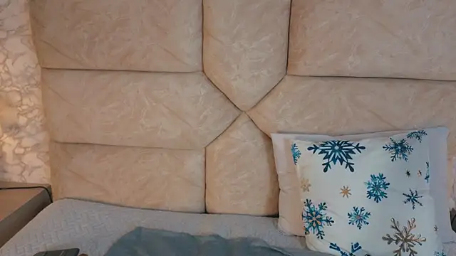 amatista  smith online show from December 2025 09:20:02 PM