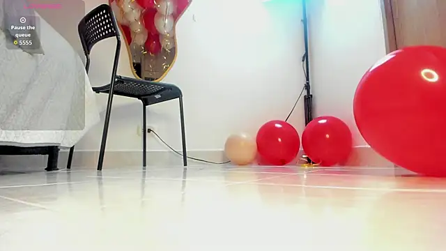 amatista  smith online show from November 2025 09:04:01 PM