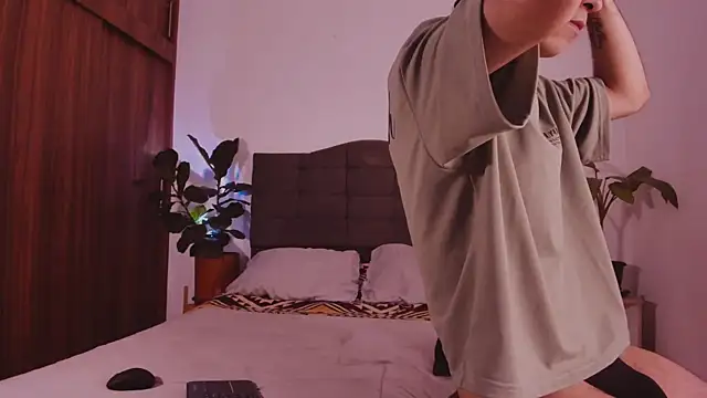 2gays 1Str8 online show from March 2026 01:31:02 AM