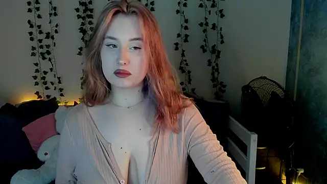 Emily Gin online show from January 2025 05:54:02 AM