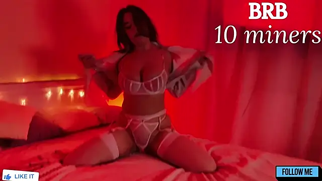 Emily Gin online show from May 2026 02:01:02 AM