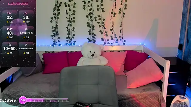 Emily Gin online show from March 2026 03:02:01 AM