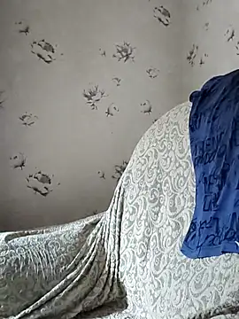 MityaXLoves online show from April 2026 06:43:01 PM