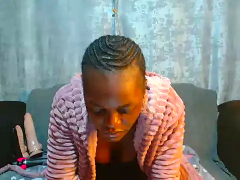 VANESAAMBER23 online show from October 2025 10:31:02 PM