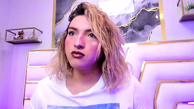 TomLondon  online show from November 2025 12:16:02 PM