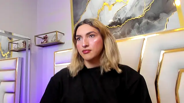 TomLondon  online show from December 2025 02:54:01 PM